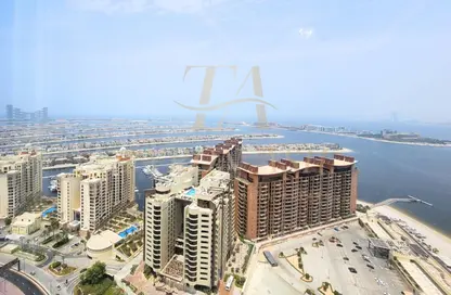 Apartment - Studio - 1 Bathroom for rent in The Palm Tower - Palm Jumeirah - Dubai