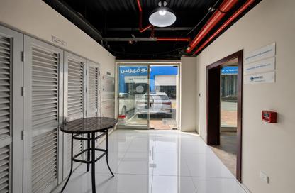 Show Room - Studio for rent in Al Quoz 2 - Al Quoz - Dubai