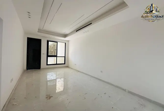 147798147 - Property Image 3