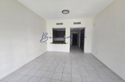 Apartment - Studio - 1 for rent in Building 53 - Mediterranean Cluster - Discovery Gardens - Dubai