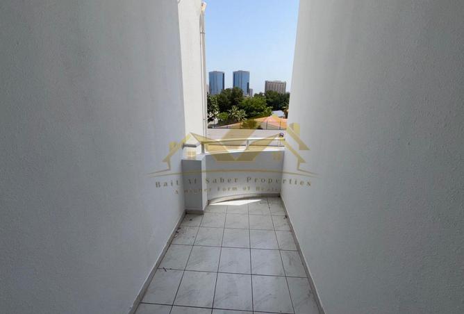 69123837 - Property Image 3