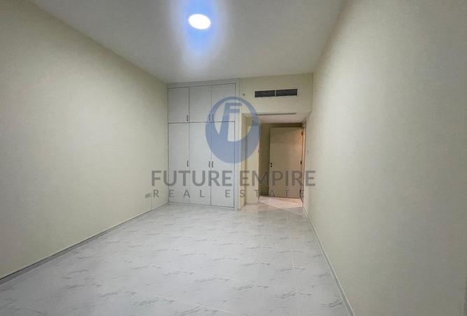 73115346 - Property Image 2