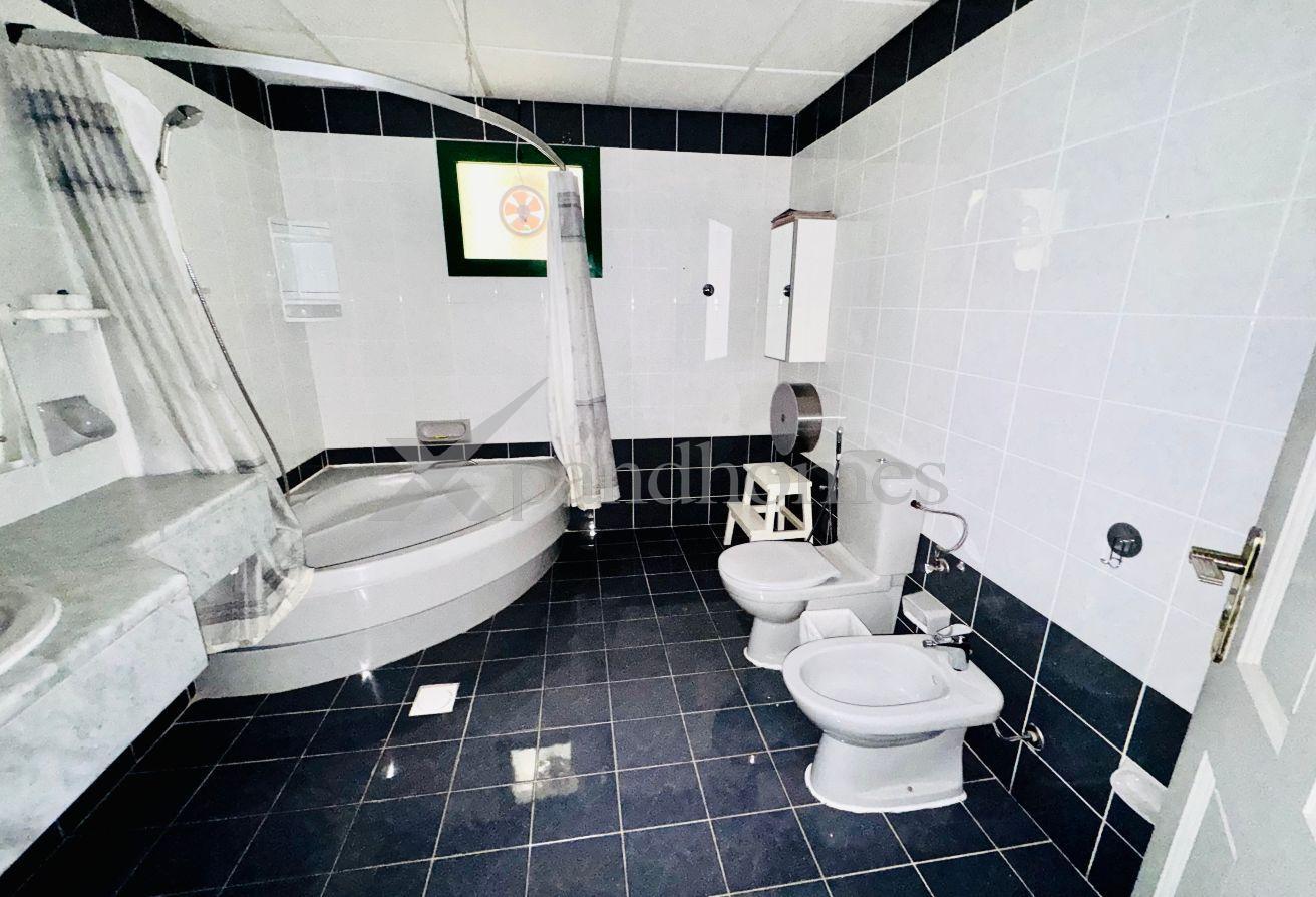 4 BHK + Maids | 1 Month Free | Prime Location photo 12