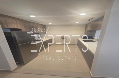Apartment - 2 - 3 for sale in Views G - Yas Golf Collection - Yas Island - Abu Dhabi Apartment - 2 - 3 for sale in Views G - Yas Golf Collection - Yas Island - Abu Dhabi