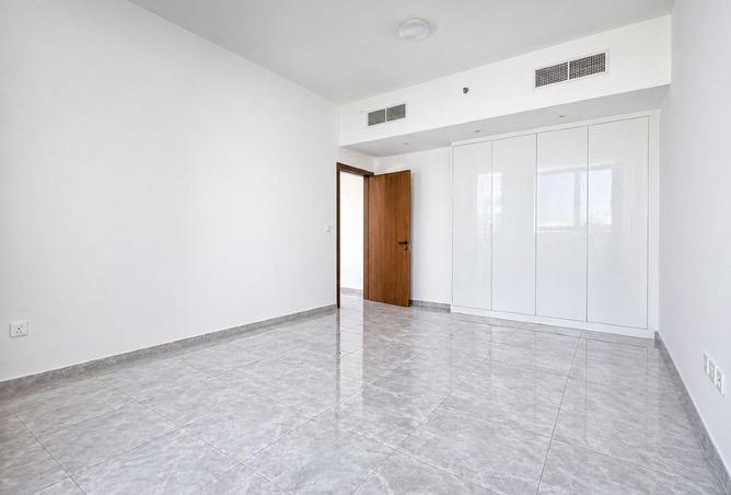 98680681 - Property Image 2