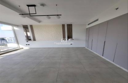Apartment - 2 Bedrooms - 3 Bathrooms for rent in Deansgate By Ade - Majan - Dubai Land - Dubai