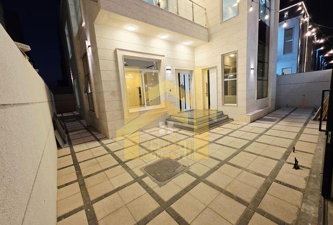 69131937 - Property Image 3