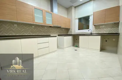 Apartment - 2 Bedrooms - 2 Bathrooms for rent in Madinat Al Riyad - Abu Dhabi