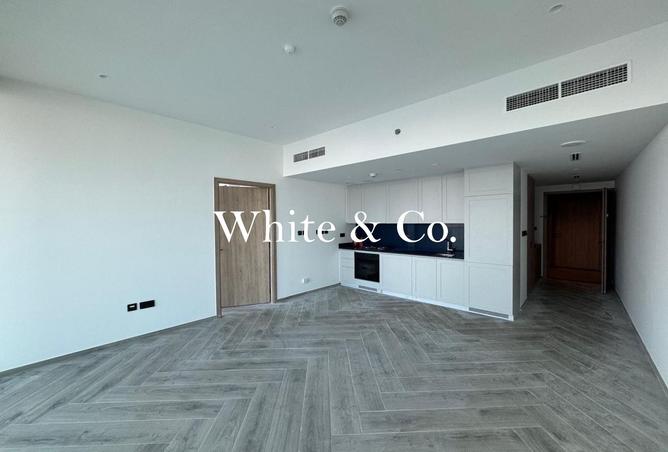 100825429 - Property Image 3