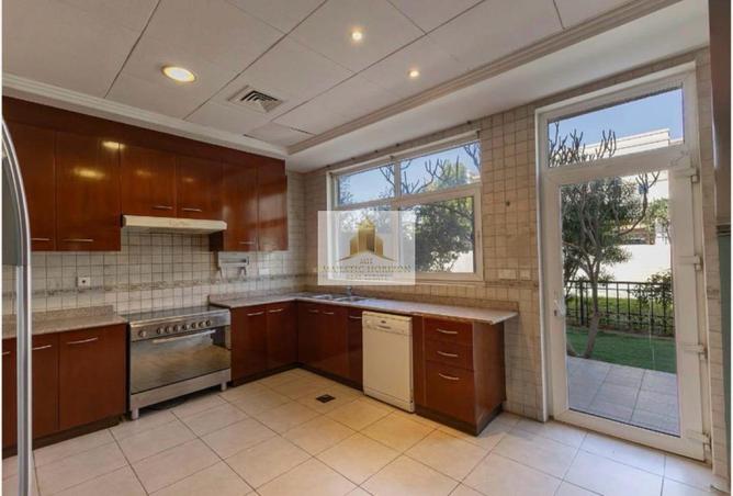 82806688 - Property Image 2