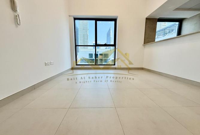 67444370 - Property Image 3