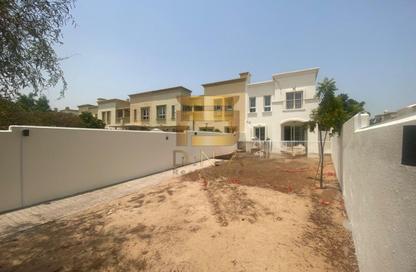 Villa - 2 Bedrooms - 3 Bathrooms for rent in Springs 11 - The Springs - Dubai
