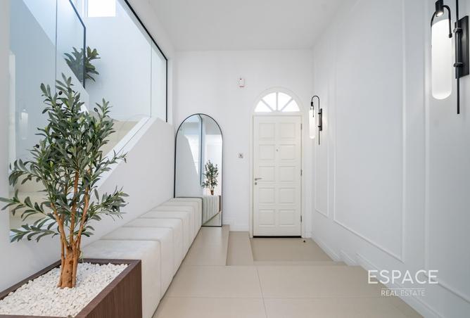 128813746 - Property Image 2