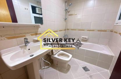 Apartment - 1 Bedroom - 2 Bathrooms for rent in Al Majaz 3 - Al Majaz - Sharjah Apartment - 1 Bedroom - 2 Bathrooms for rent in Al Majaz 3 - Al Majaz - Sharjah