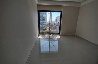شقة - غرفة نوم - 2 حمامات للبيع في سكن سبورتس في - المدينة العالمية المرحلة 2 - 4 الورسان - الورسان - دبي