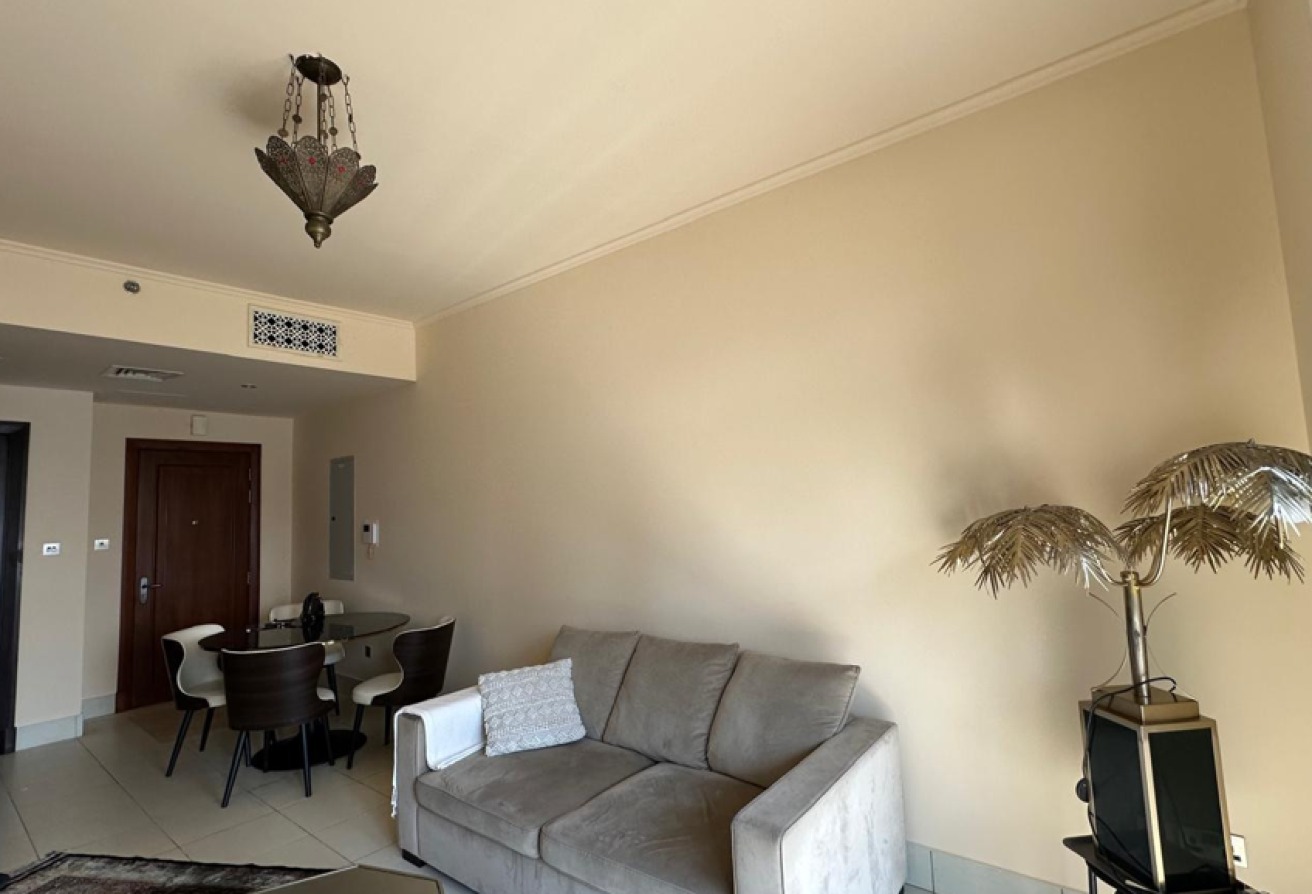 Luxury 1BR | Old Town Architecture | Reehan 7 gallery image