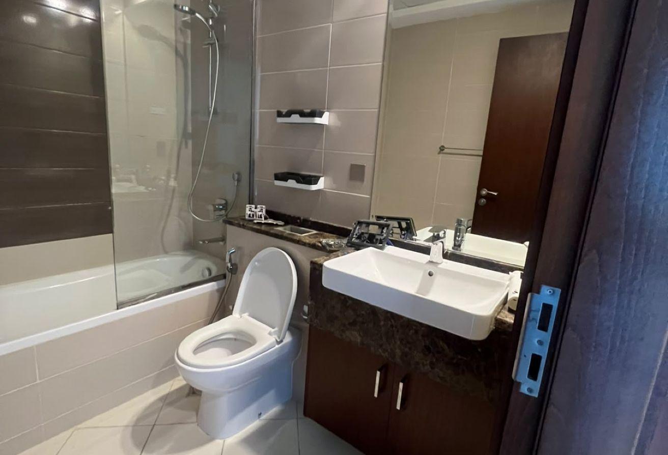 Spacious Layout | Well Maintained | Prime Location photo 9