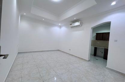 Apartment - Studio - 1 Bathroom for rent in Khalifa City A Villas - Khalifa City A - Khalifa City - Abu Dhabi