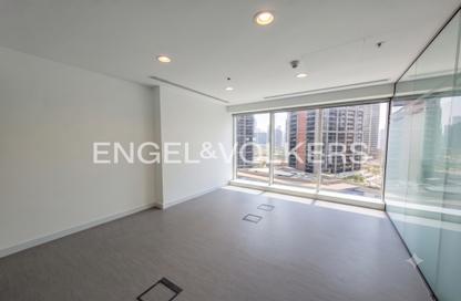 Office Space - Studio - 1 Bathroom for rent in The Burlington - Business Bay - Dubai