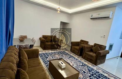 شقة - غرفة نوم - 2 حمامات للايجار في مساكن كورنيش عجمان - طريق كورنيش عجمان - عجمان