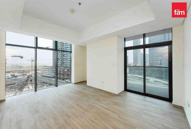 Spacious Layout | 2 Br With Maid | Prime Location - View 3