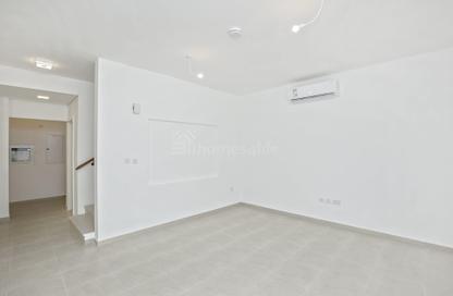 Townhouse - 3 Bedrooms - 4 Bathrooms for sale in Zahra Townhouses - Town Square - Dubai