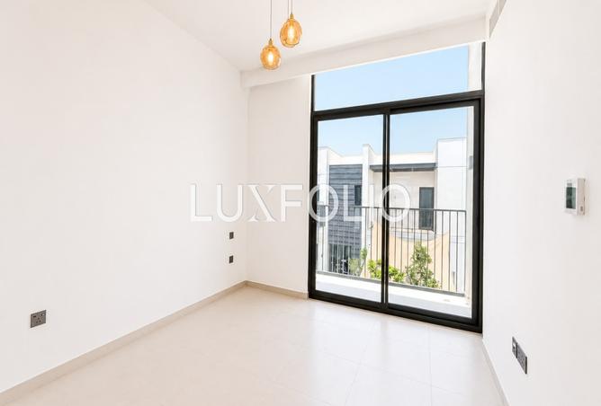 121998037 - Property Image 3