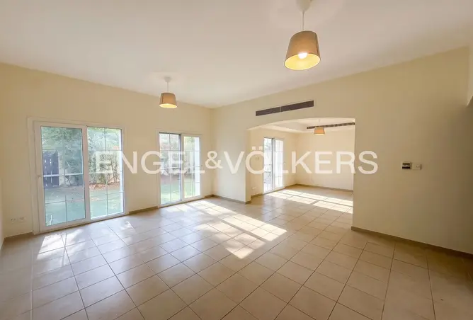165503000 - Property Image 3