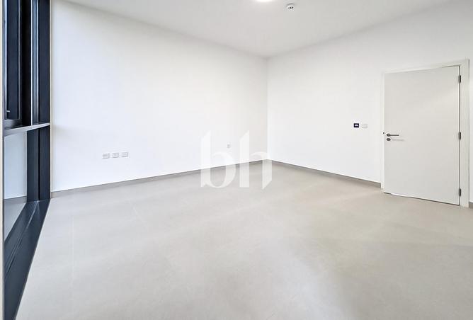 135140440 - Property Image 3