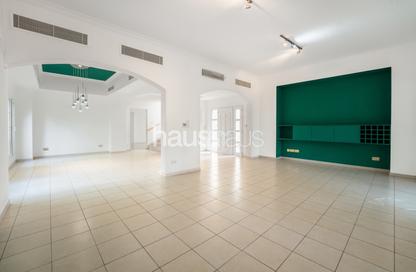 Villa - 3 Bedrooms - 4 Bathrooms for sale in Deema 3 - Deema - The Lakes - Dubai