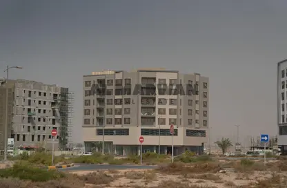 Apartment - 3 Bedrooms - 4 Bathrooms for rent in Tilal City E - Tilal City - Sharjah