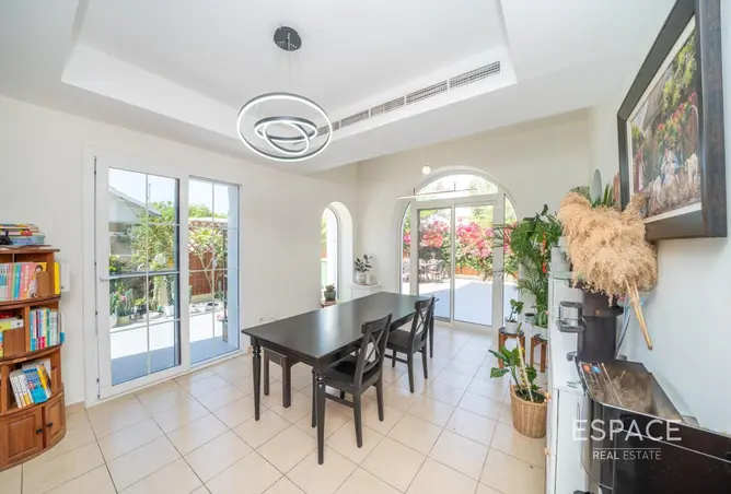 104123268 - Property Image 3