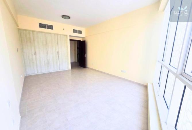 74245893 - صورة العقار 2