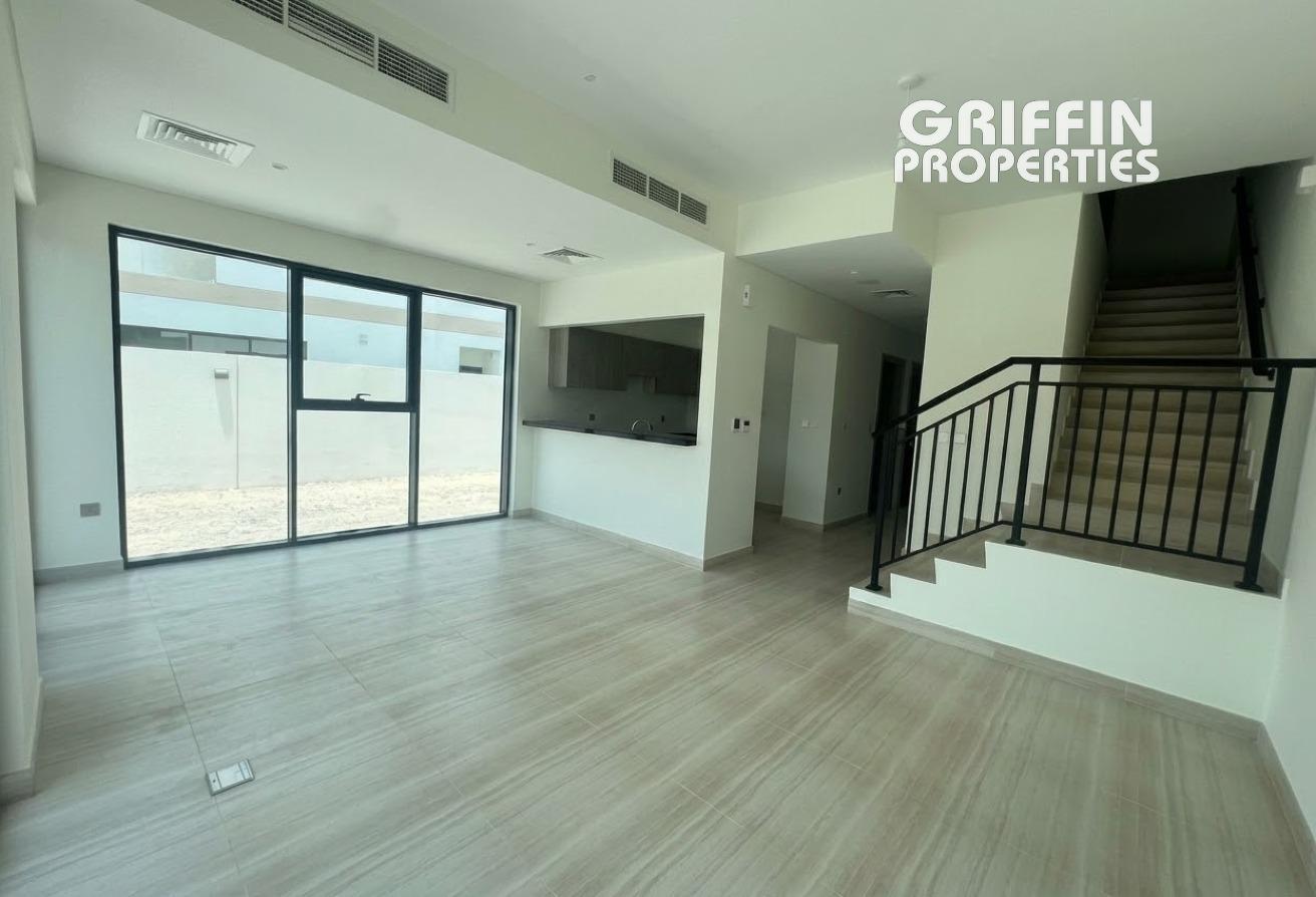 Corner Plot | Landscaped | Full Park View | 4BHK photo 8