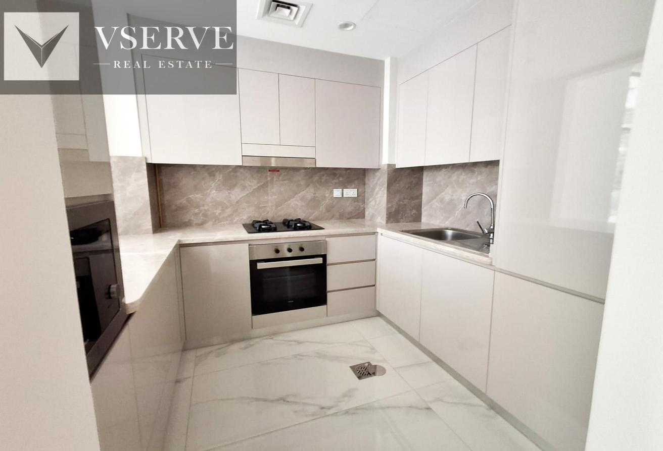 Spacious Layout | Pool View | Prime Location photo 11