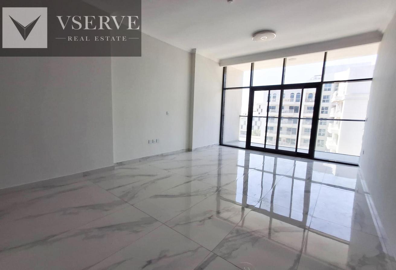 Spacious Layout | Pool View | Prime Location photo 4