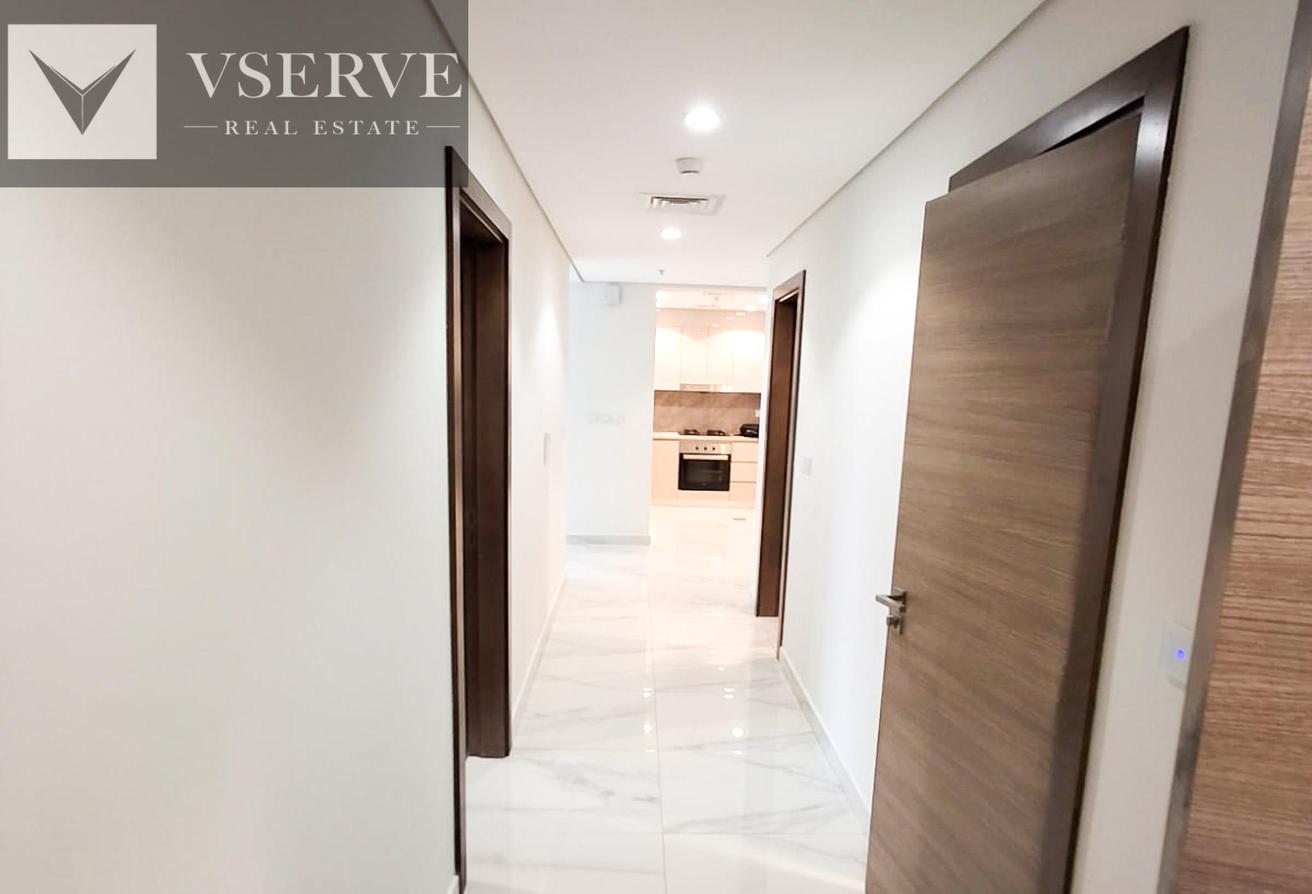 Spacious Layout | Pool View | Prime Location photo 5