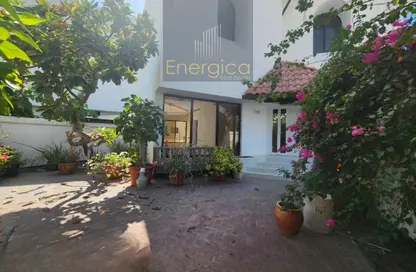 Villa - 4 Bedrooms - 4 Bathrooms for rent in Umm Suqeim 1 Villas - Umm Suqeim 1 - Umm Suqeim - Dubai