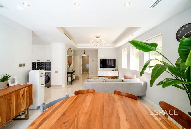 Exclusive | Fully Renovated in Prime Spot