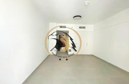 Apartment - Studio - 1 for rent in Areej Apartments - Aljada - Sharjah Apartment - Studio - 1 for rent in Areej Apartments - Aljada - Sharjah