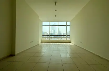 شقة - 2 غرف نوم - 3 حمامات للايجار في شارع حمدان - أبوظبي شقة - 2 غرف نوم - 3 حمامات للايجار في شارع حمدان - أبوظبي