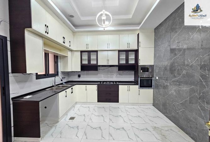 67835935 - Property Image 3