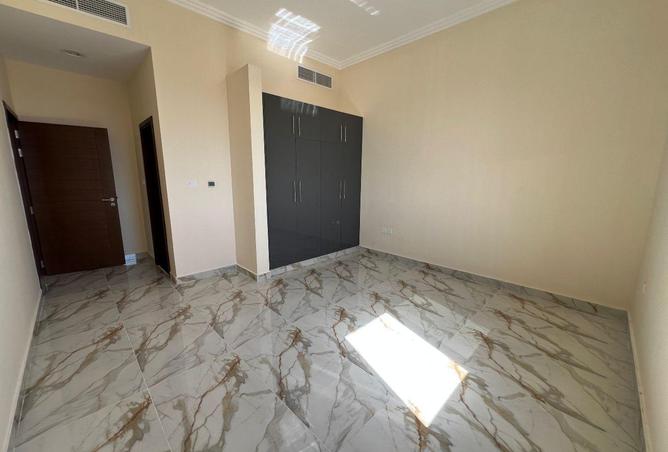 80275491 - Property Image 2