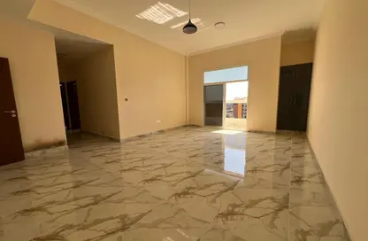 Apartment - 2 Bedrooms - 3 Bathrooms for rent in Al Mowaihat 3 - Al Mowaihat - Ajman