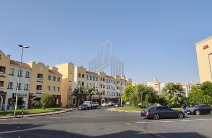 متجر - استوديو - 1 للبيع في مبنى واي13 - طراز إنجليزي - المدينة العالمية - دبي متجر - استوديو - 1 للبيع في مبنى واي13 - طراز إنجليزي - المدينة العالمية - دبي