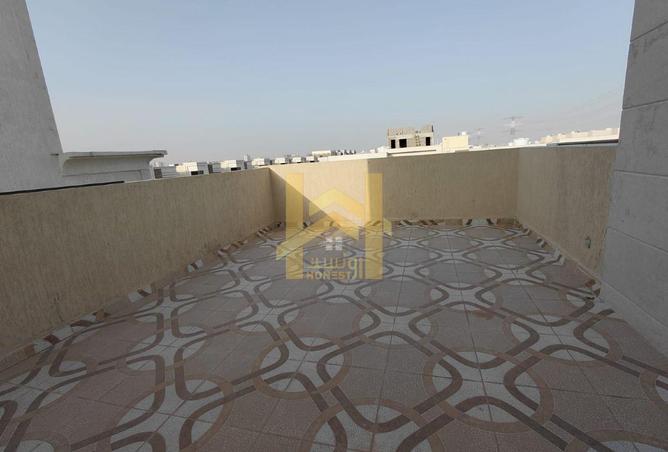117720301 - Property Image 3
