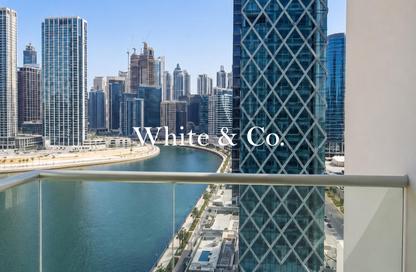 Apartment - Studio - 1 Bathroom for rent in Damac Maison Prive A - Damac Maison Prive - Business Bay - Dubai