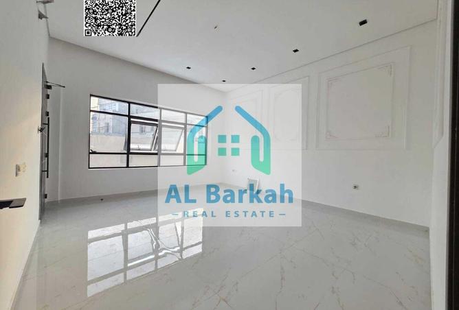 71520102 - Property Image 3