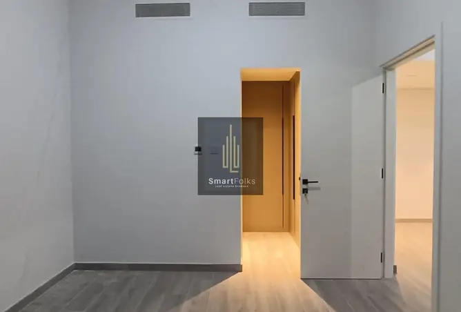 102416018 - Property Image 3