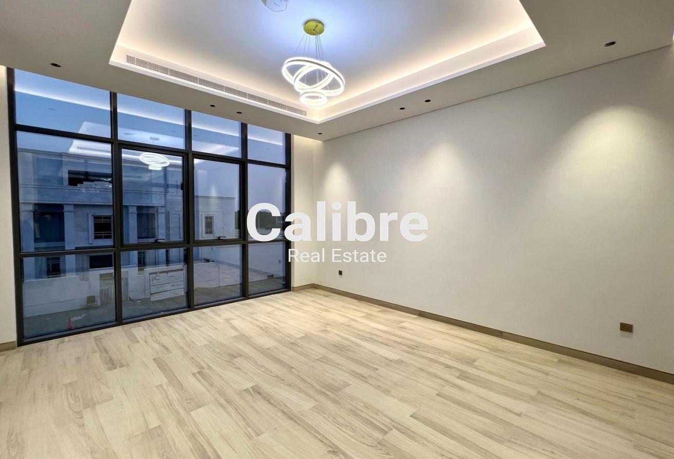 Brand New Modern 6 bedrooms | Big Garden photo 16
